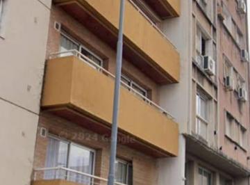 Foto · Centro, Balcon, Aacc, Amplio y Luminoso
