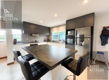 Casa · 200m² · 4 Ambientes · 1 Cochera · Casa 3 Dorm. - Barrio Las Morenas - 1 Planta - Pileta - Maupú - Boedo
