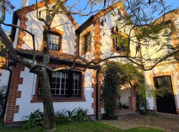 Casa de 7 ambientes, San Isidro · Casa 7 Ambientes en Venta en Barrio Parque Aguirre