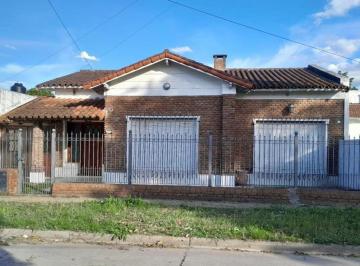 Casa · 150m² · 4 Ambientes · 2 Cocheras · Casa de 4 Ambientes - Ituzaingó Norte