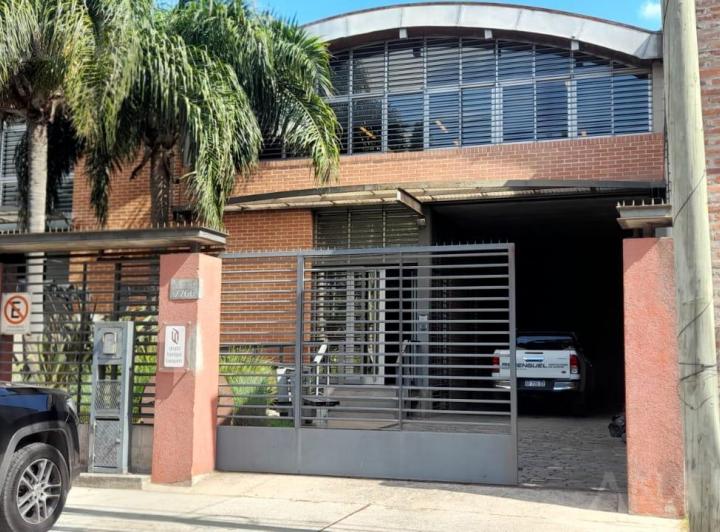 Bodega-Galpón · 590m² · 3 Cocheras