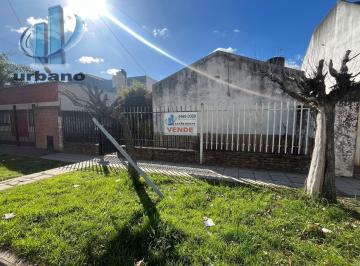 PH · 54m² · 3 Ambientes · 1 Cochera · PH 3 Amb en Lomas del Mirador