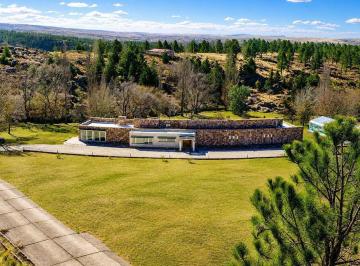 Casa · 577m² · 5 Ambientes · 2 Cocheras · Campo en Venta, 2260 Ha, en Los Gigantes, Cordoba