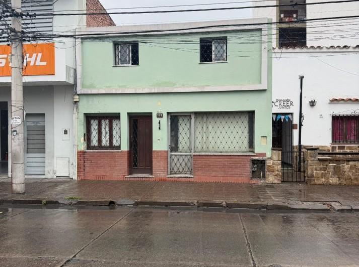 Casa · 252m² · 5 Dormitorios