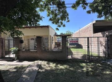 Casa · 120m² · 3 Ambientes · 1 Cochera · Casa en Ricardone