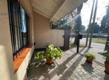 Casa · 140m² · 5 Ambientes · 2 Cocheras · Casa - Don Torcuato