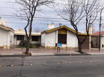 Casa de 3 ambientes, San Francisco del Monte · Casa en Venta - B° Amaro