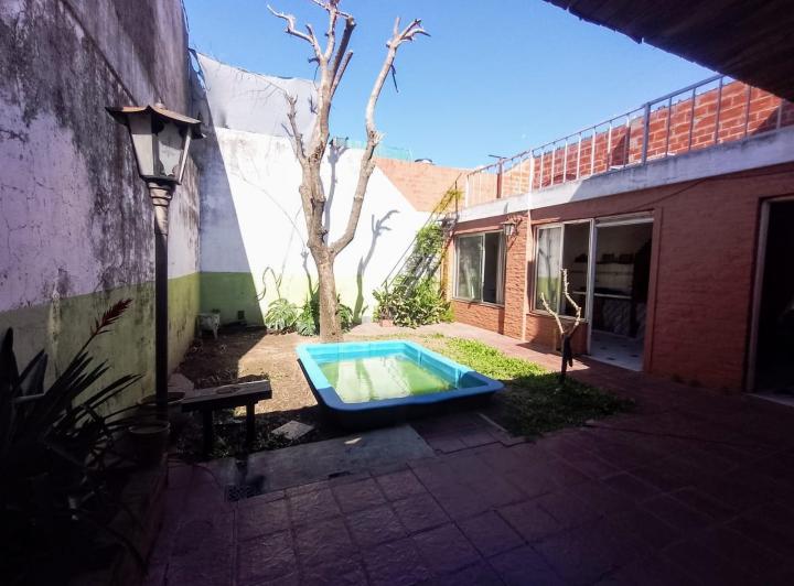 Casa · 100m² · 4 Ambientes · 1 Cochera