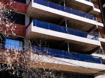 Departamento · 150m² · 6 Ambientes · 1 Cochera · Departamento 3 Dorm.. Balcon Terraza / Parrillero Pileta Exc. - Exclusivo - Amenities - Lourdes