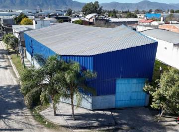 Bodega-Galpón · 630m² · En Alquiler Galpon en Bº Don Emilio, Emma Sola de Sola Al 1600