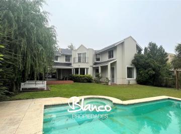 Casa · 260m² · 6 Ambientes · 2 Cocheras · Casa en Venta en Haras La Caballeriza, Pilar, G. B. a. Zona Norte