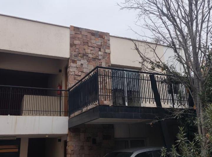 Departamento · 74m² · 4 Ambientes · 1 Cochera
