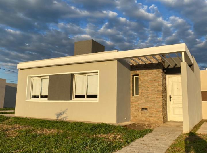 Casa · 80m² · 2 Dormitorios