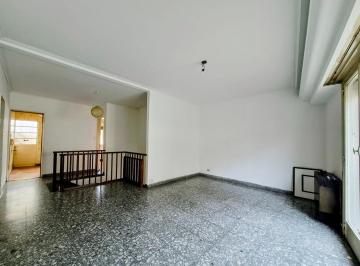 PH · 100m² · 4 Ambientes · 1 Cochera · Al Frente con Cochera Terraza Propia Colegiales