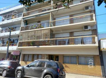 Departamento · 60m² · 3 Ambientes · Departamento en Venta en Villa Ballester - 3 Ambientes - Zona Céntrica.