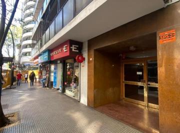 Departamento · 93m² · 4 Ambientes · Departamento en Av Santa Fe Al 3500