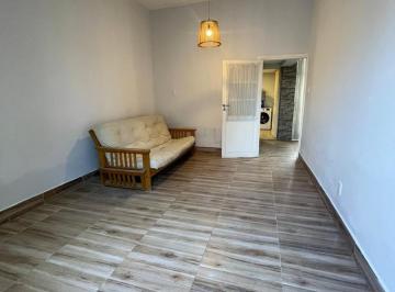 Casa · 175m² · 5 Ambientes · Openhouse Alquila Casa en Calle Granaderos de Ciudad