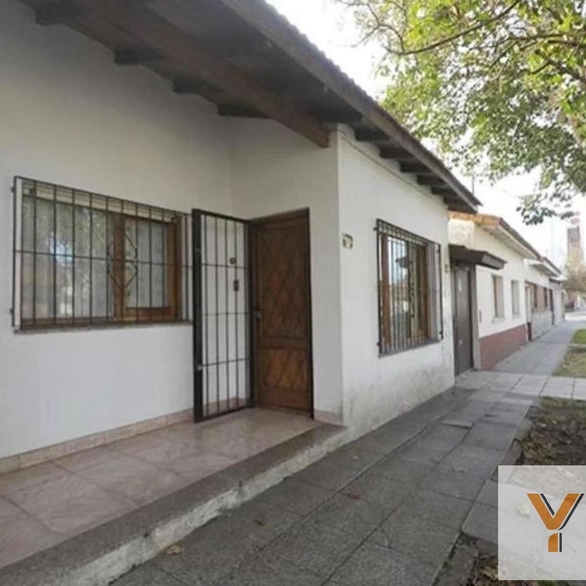 PH 3 dorm, 75m² con patio — Pinos de Anchorena