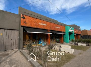 Local comercial · 281m² · 10 Ambientes · Local con Gran Frente Vidriado en Alquiler Recta Martinolli