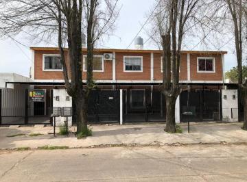 PH · 80m² · 3 Ambientes · 1 Cochera · Alquileres en Ezeiza