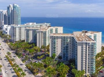 Departamento · 81m² · 2 Ambientes · 1 Cochera · Departamento en Venta en Hollywood, Miami, Florida