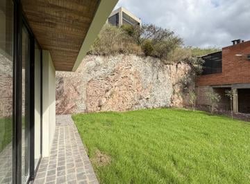 Casa · 280m² · 6 Ambientes · 2 Cocheras · Casa en Venta La Cuesta - Tres Dorm. a Estrenar Lote Plano