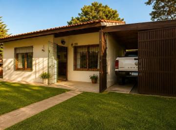 PH · 90m² · 4 Ambientes · 1 Cochera · Casa en Venta Villa Gesell - Zona Sur