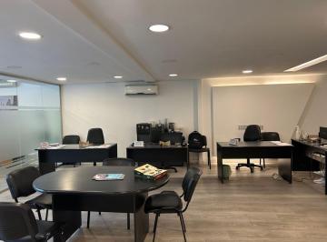 Oficina comercial , Retiro · Venta y Alquiler - Oficina de 690 m² con Terraza y Vista a Plaza San Martin