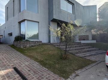 Foto · Venta Casa 3 Dorm 2 Plantas Valle Escondido El Prado