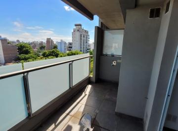 Departamento · 50m² · 2 Ambientes · Alquiler 1 Dormitorio Al Frente con Balcón Echesortu Pellegrini 3545