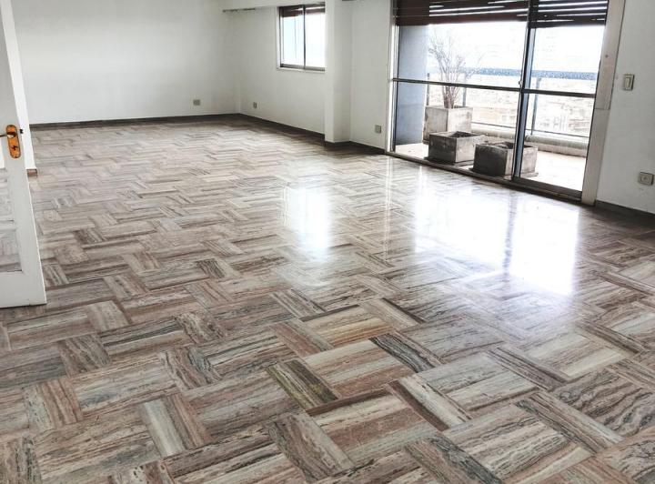 Departamento · 213m² · 5 Ambientes · 2 Cocheras