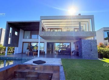 Casa · 321m² · 6 Ambientes · 4 Cocheras · Venta Casa 6 Amb Muelle Al Lago Barrio Virazon Nordelta