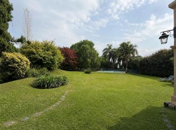 Casa · 316m² · 6 Ambientes · 2 Cocheras · Casa en Venta Jockey Club