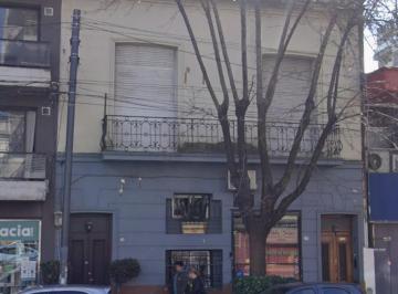 PH , Belgrano · PH en 2 Plantas con Entradas Independientes.