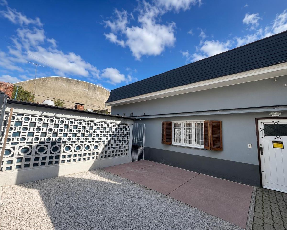 En venta ph de 3 ambientes con departamento en primer piso a terminar