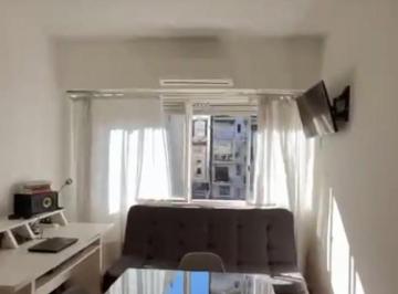 Departamento · 42m² · 2 Ambientes · Dos Ambientes - Contrafrente - Mucha Luz - Piso Alto - Orientación Este