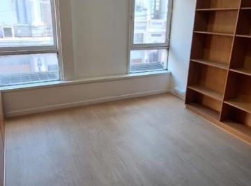 Oficina comercial · 52m² · Oficina en Venta, Corrientes y Urquiza, con Cocina y Baño Privado. Seguridad 24 Hs