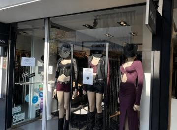 Local comercial · 34m² · 1 Ambiente · Local en San Isidro