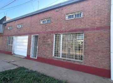 Casa · 138m² · 3 Ambientes · 1 Cochera · San Salvador 1125 - Casa 2 Dorm..