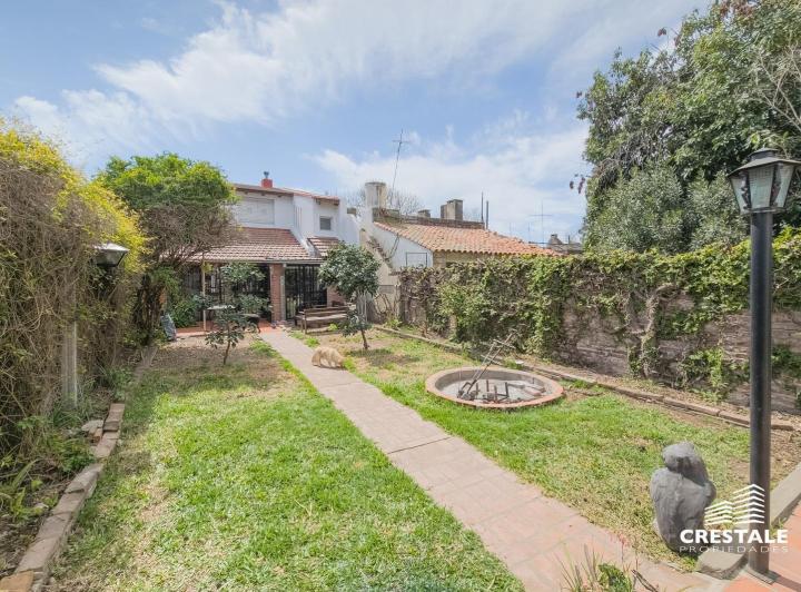 Casa · 170m² · 4 Ambientes · 1 Cochera