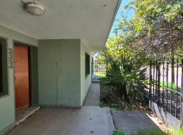 Casa · 193m² · 5 Ambientes · 2 Cocheras · Casa Mas Local San Martin Norte Frente a Plaza