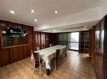 Casa · 186m² · 7 Ambientes · 1 Cochera · Venta Casa en Esquina, 4 Dorm. Barrio Lourdes