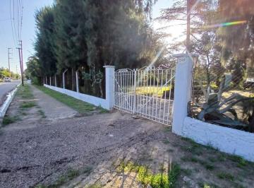 Quinta vacacional · 200m² · 5 Ambientes · Venta Casa Quinta Gonzalez Catan