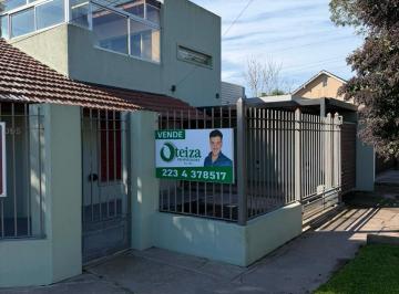 Casa · 150m² · 5 Ambientes · Casa de 3 Amb Mas Departamento de 3 Amb en Colinas de Peralta Ramos.