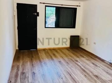 PH · 41m² · 2 Ambientes · 1 Cochera · Venta de PH Zona Parque Alberti.