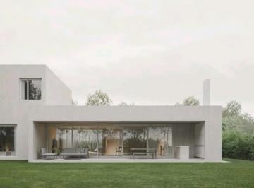 Casa · 222m² · 7 Ambientes · 2 Cocheras · Vida Club de Campo Barrio Privado - Funes