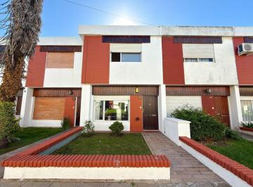 Departamento · 85m² · 3 Ambientes · Venta Casa Dúplex 2 Dorm. B° Terminal Tandil