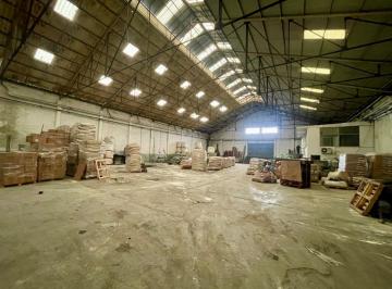 Bodega-Galpón , Avellaneda · Galpón con Ubicación Preferencial y Acceso a Vías Rápidas.