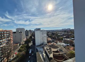 Departamento · 77m² · 3 Ambientes · Venta Departamento en Olivos Piso 11 3 Ambientes Super Luminoso
