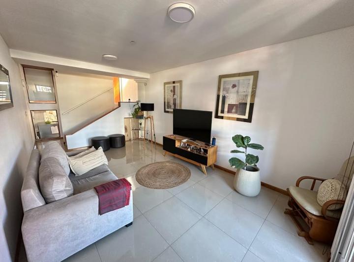 PH · 157m² · 4 Ambientes · 2 Cocheras